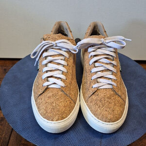 Reefer Cork Sneakers. Sz. Youth 7=womens Sz.9.water Resistant&durable.(#1926A)